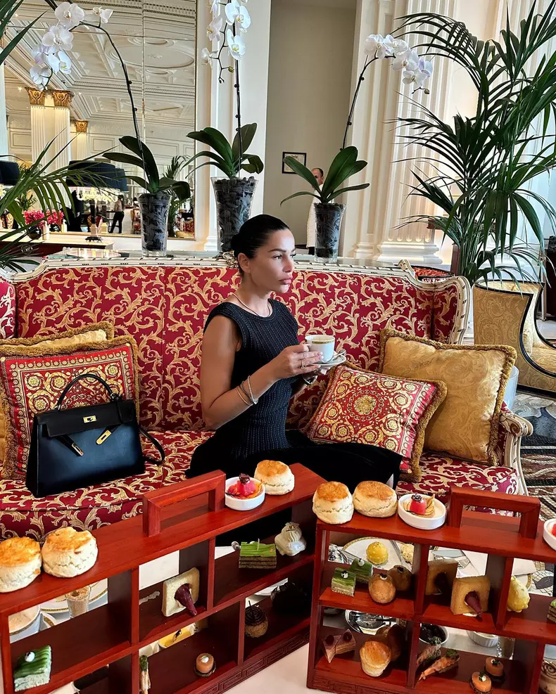 Brigitte Pastramă în Dubai (6)
