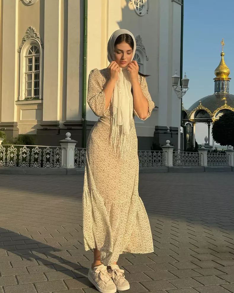 andreea bostanica la biserica