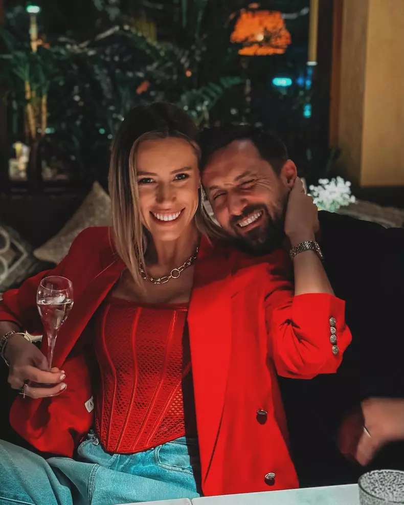Dani Oțil și Gabriela Prisăcariu