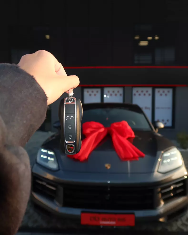 Iuliana Beregoi mașină Porsche Cayenne (3)
