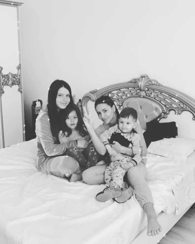 deniz brizo cu copiii