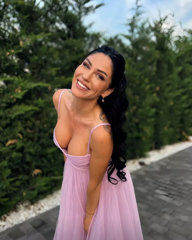 hannelore eleganta