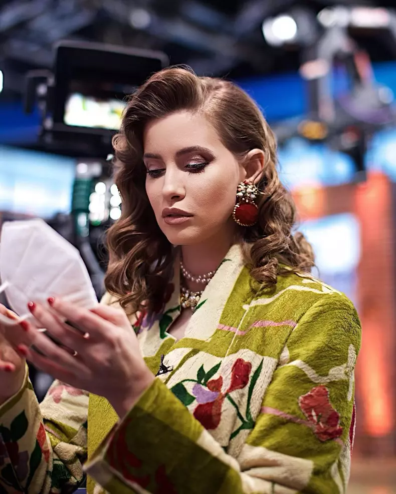 Cu ce post TV a semnat Iulia Albu după plecarea de la Pro TV (2)