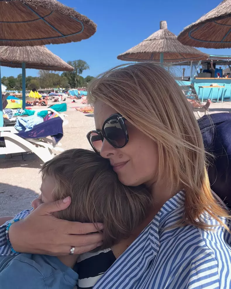 Simona Gherghe, imagini de ziua fiului ei  (2)