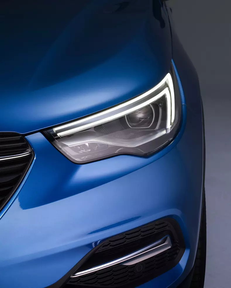 Stylish, functional Opel Grandland X
