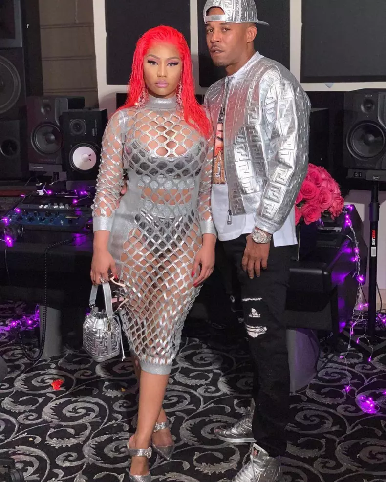 Nicki Minaj rochia de plasă