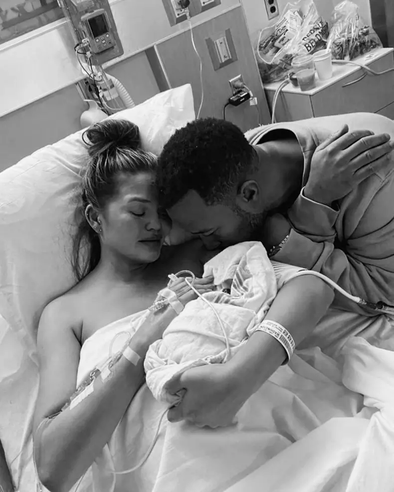 Chrissy Teigen și John Legend