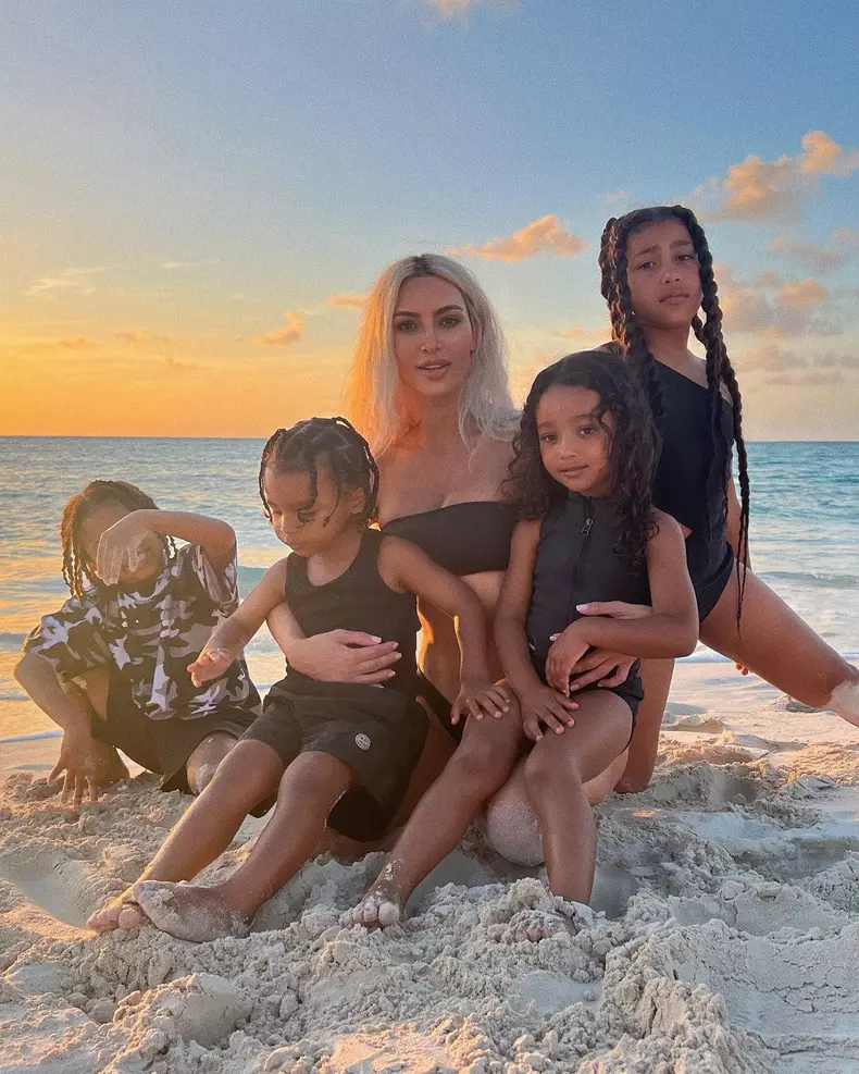kim-kardashian-si-copiii-1