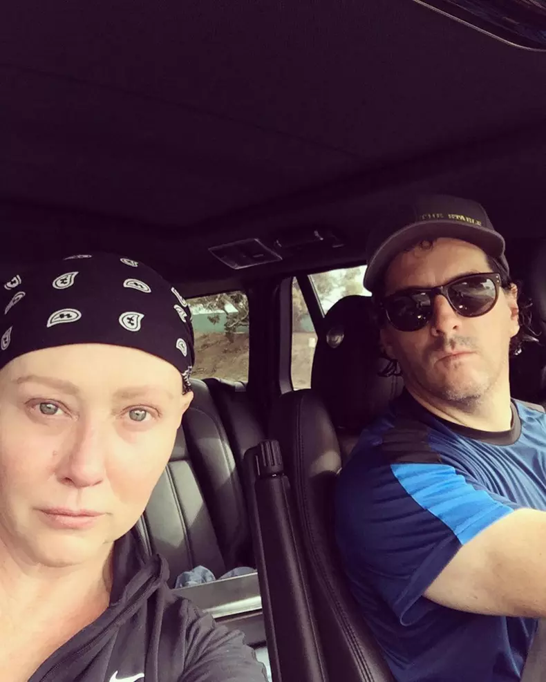 Shannen Doherty, care are cancer în stadiul 4, divorțează