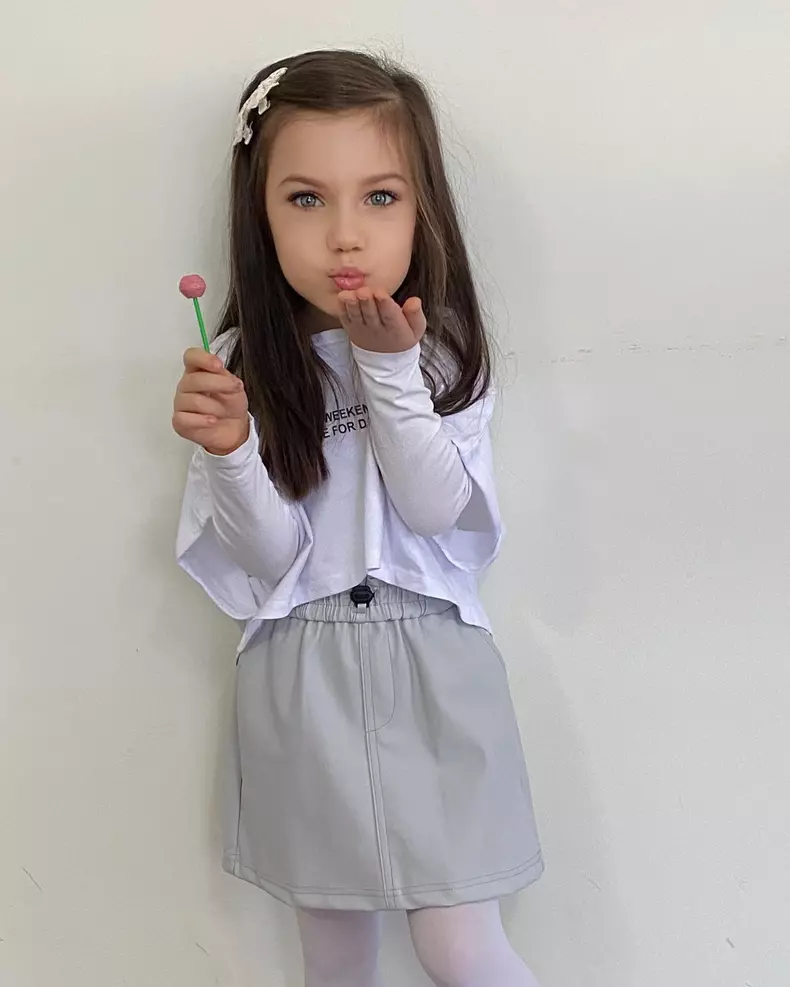 Rebecca, fiica Andreei Tonciu (2)
