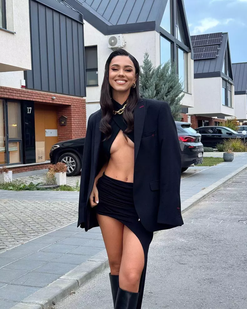 Mira (1)