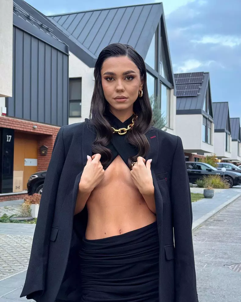 Mira (7)