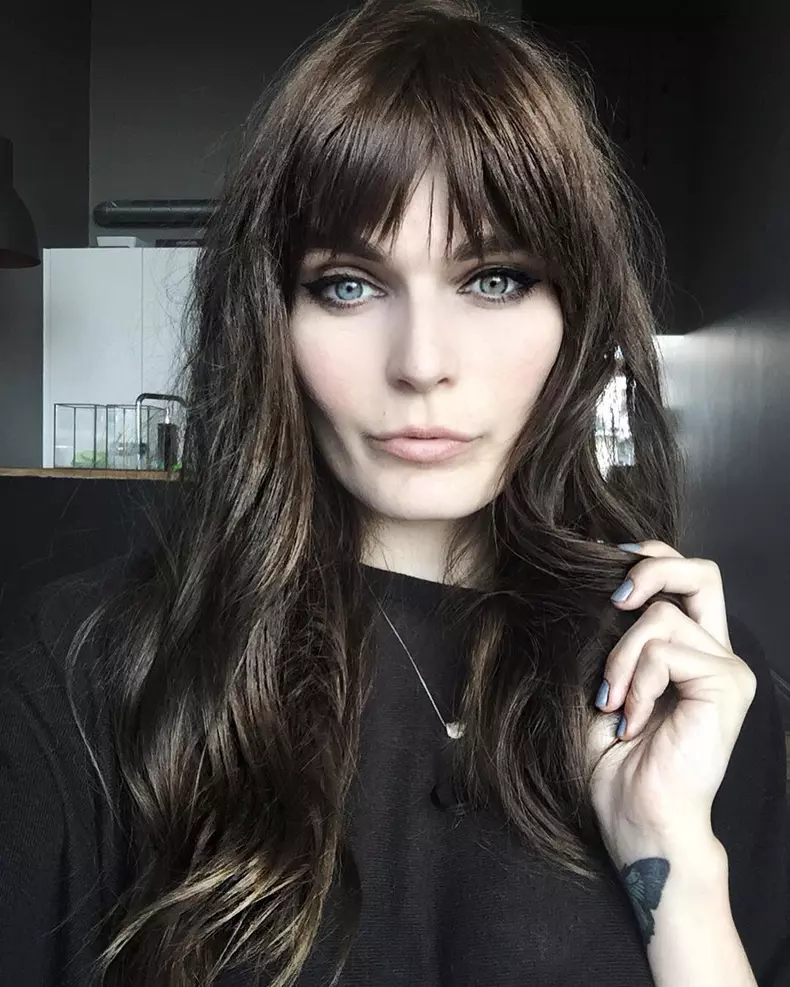 @carolinenehring