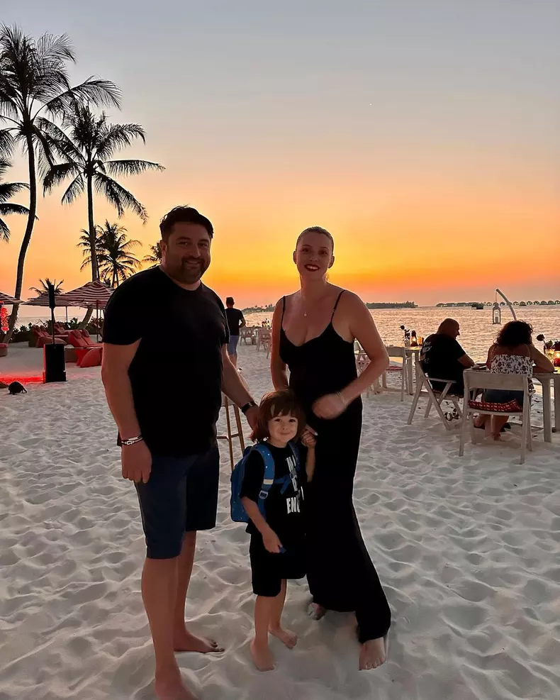 Diana Dumitrescu, soțul și fiul lor