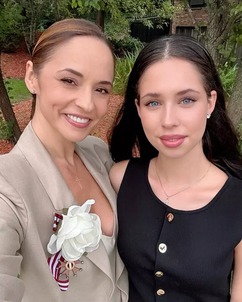 Andreea Marin și Violeta (2)