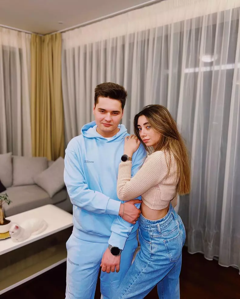 Selly-despre-casatoria-cu-iubita-lui-3