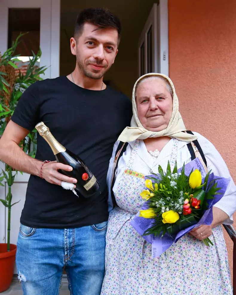 Care-e-povestea-lui-Mircea-Bravo.-Cum-a-cunoscut-o-pe-tanti-Lenuta-si-cand-se-va-lansa-filmul-lui-„Mirciulica-1