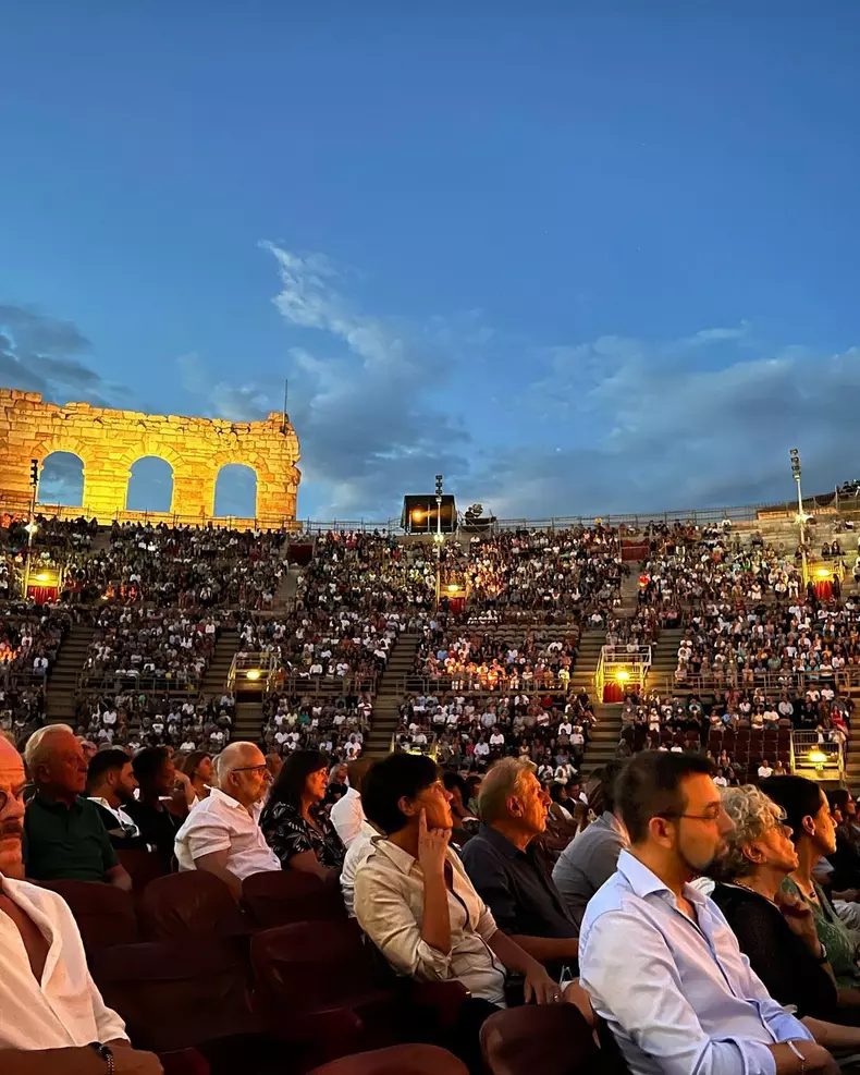 Laura-Cosoi-arena-din-verona-3
