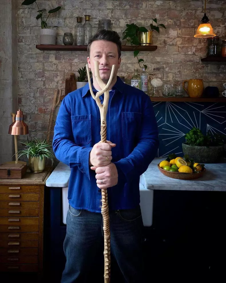 Jamie Oliver și soția sa și-au reînnoit jurămintele de nuntă în Maldive. Cine a participat la ceremonia specială