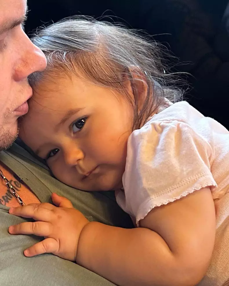 Codin Maticiuc, imagini adorabile cu fiica lui cea mică. Ilinca a împlinit un an