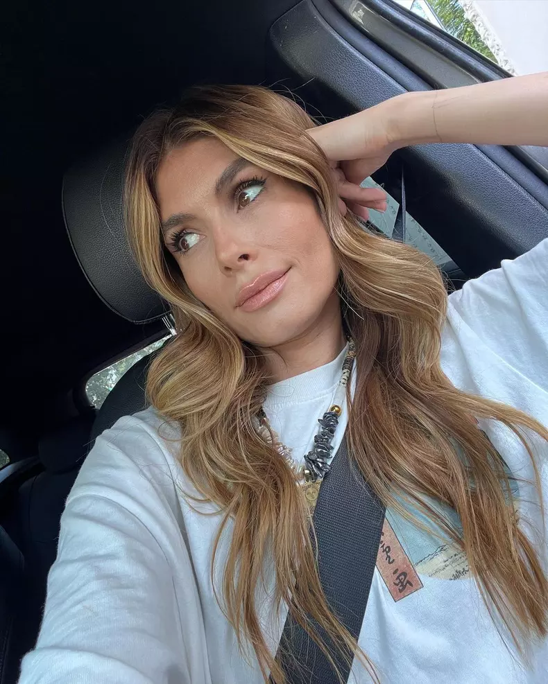 Sânziana Negru, dezvăluiri printre lacrimi despre durerea lăsată de moartea tatălui ei. „Îmi este foarte dor de el” (9)