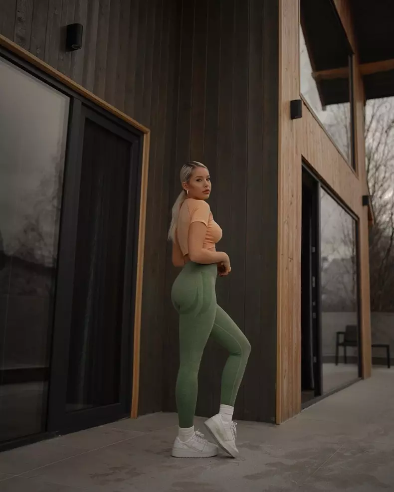 carmen grebenisan 6