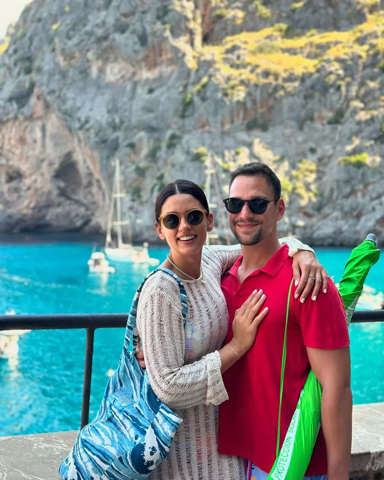 Vlad Gherman și Oana Moșneagu, imagini din luna de miere  (1)