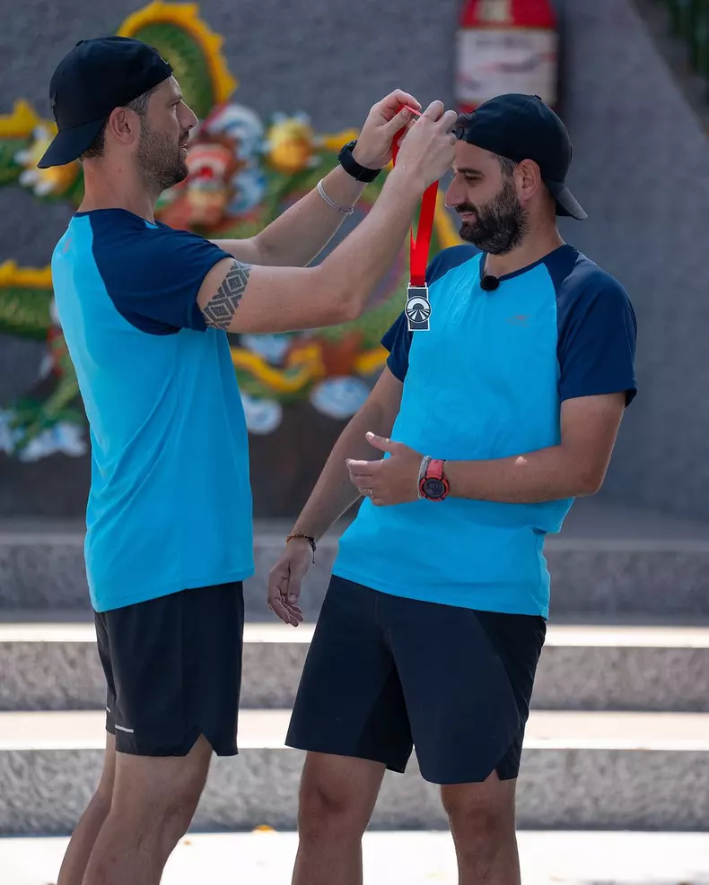 Adi și Cosmin au fost cei care au câștigat jocul pentru amulta (3)