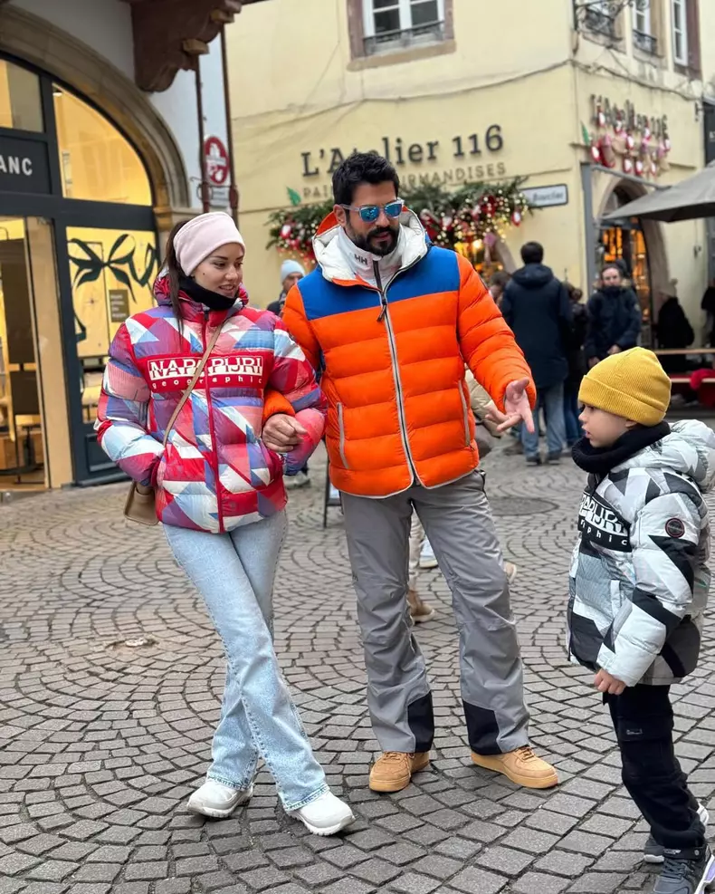 Burak Özçivit vacanta 40 de ani (23)