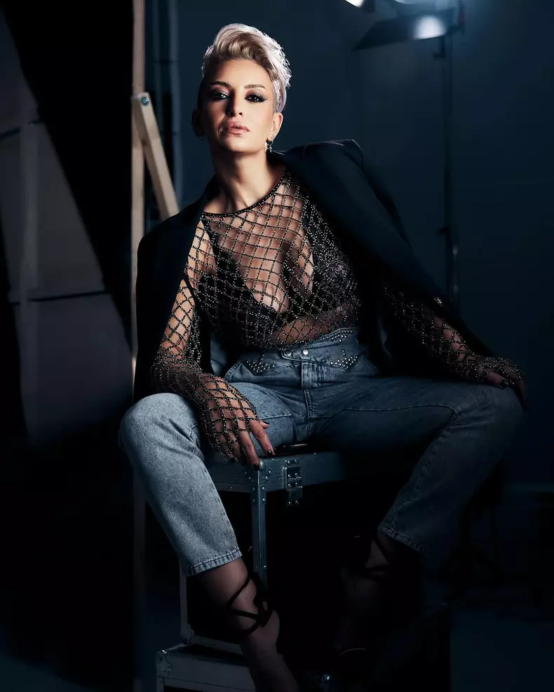 Giulia-Anghelescu-8