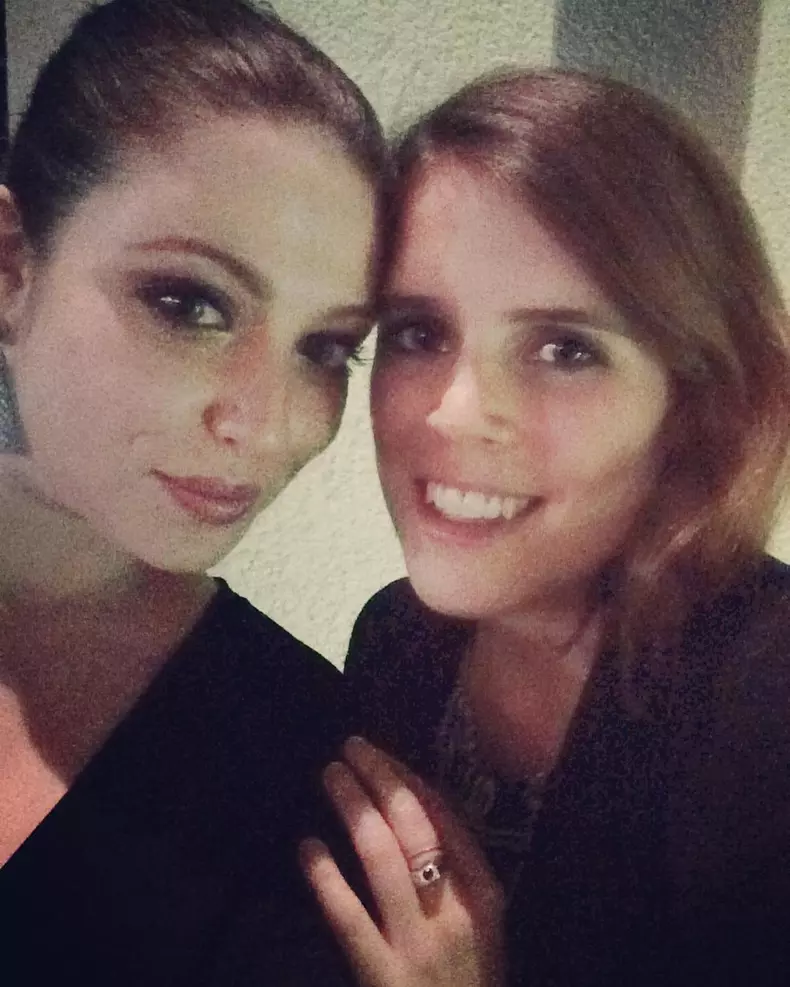 Prințesa-Eugenie-împreuna-cu-Michelle-Trachtenberg (1)