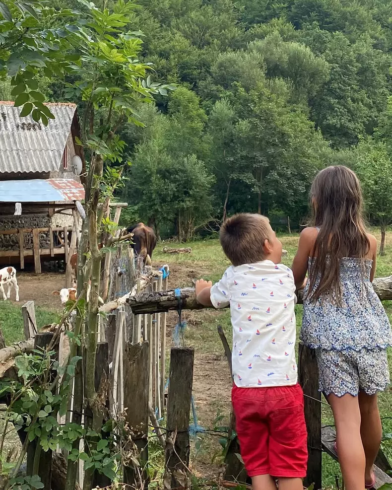 Ada-Condeescu-familie-3