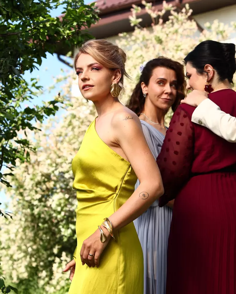 Victoria-Raileanu-serial-1