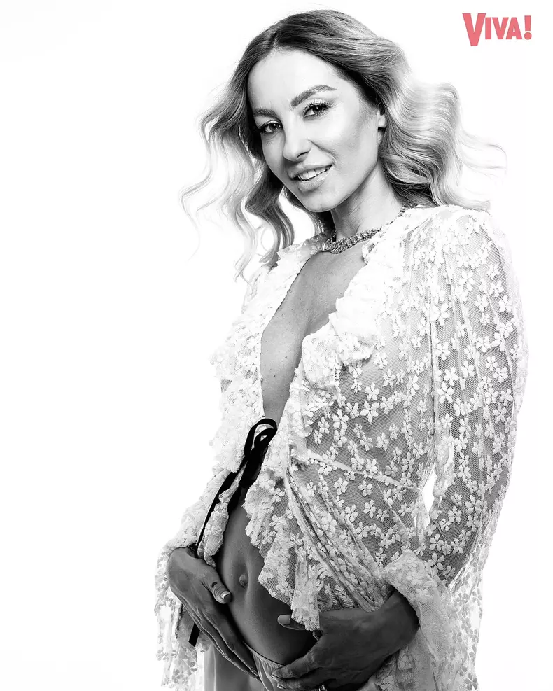 Flavia-mihasan-a-nascut-2