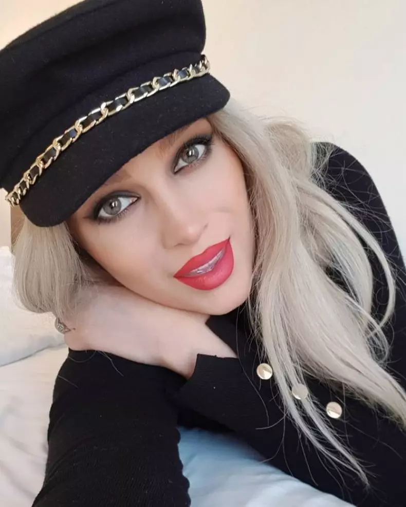 810x0_15510956897a3e4cbe