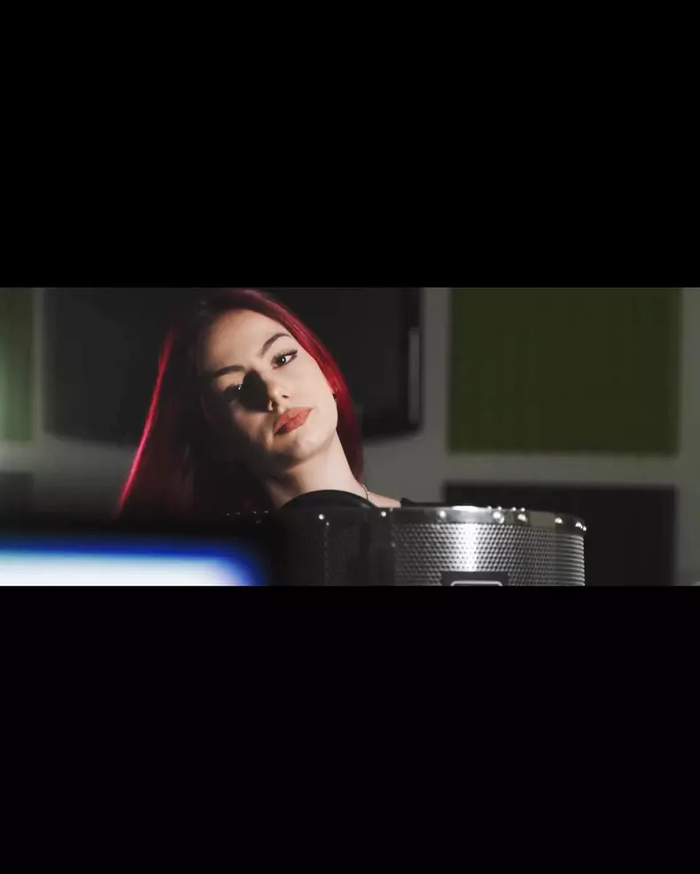 Bryana-Holingher-x-factor-6