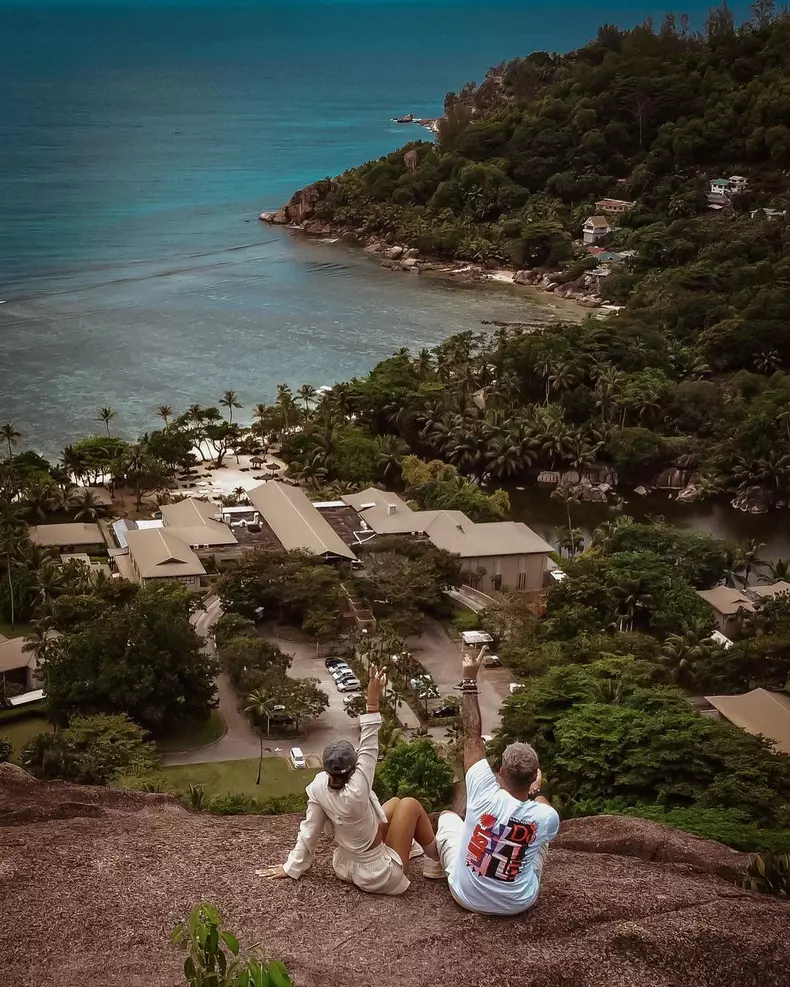 271840500_674960503914275_6542618283184600825_n