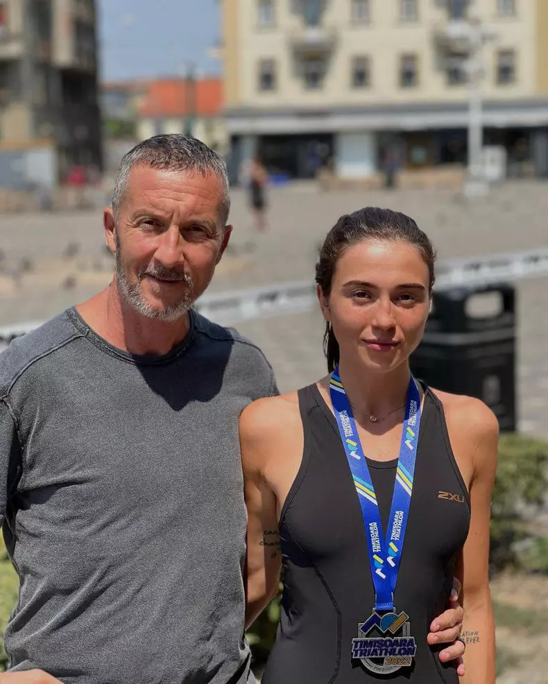 fata-lui-mihai-stoica-triatlon-1-820x1024-1