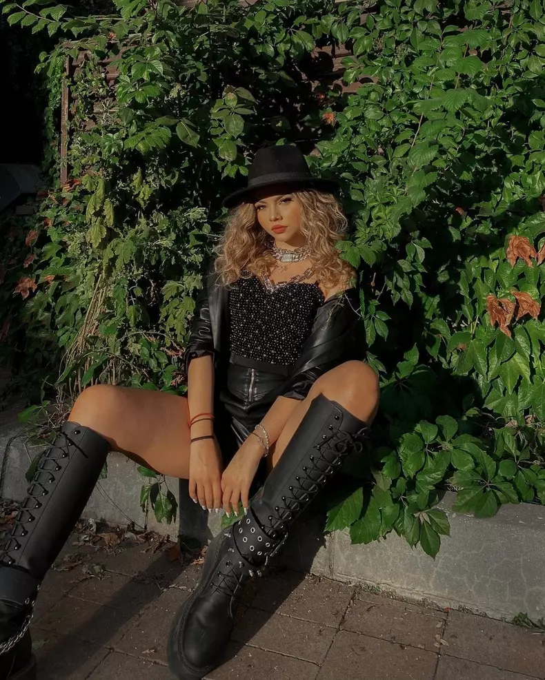 cine-este-cezara-cristescu-2