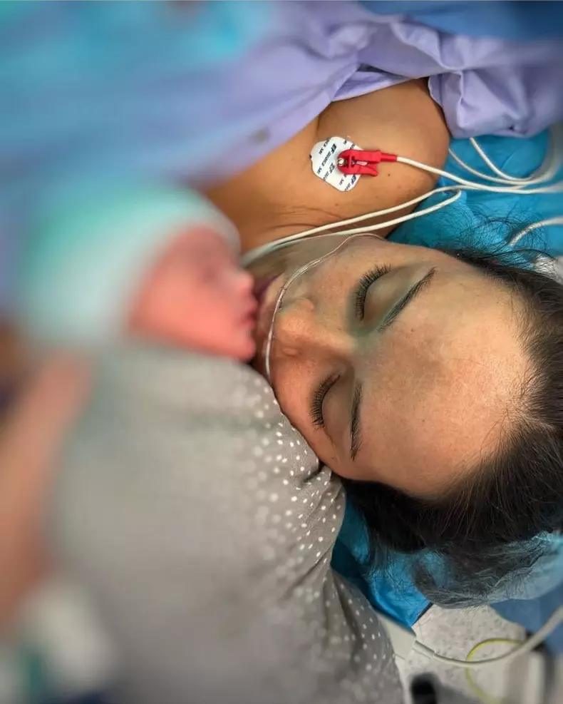 vladuta-lupau-primele-poze-sotul-si-fiul-ei-3