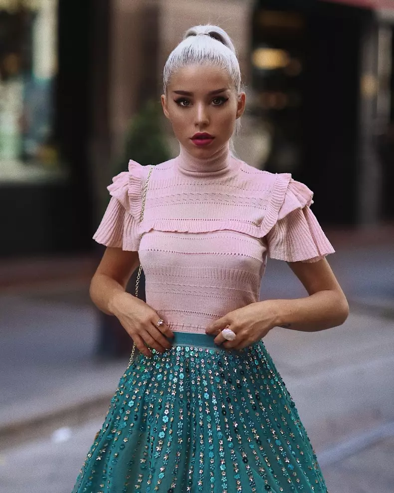 carmen-grebenisan-prima-aparitie-alaturi-de-iubit