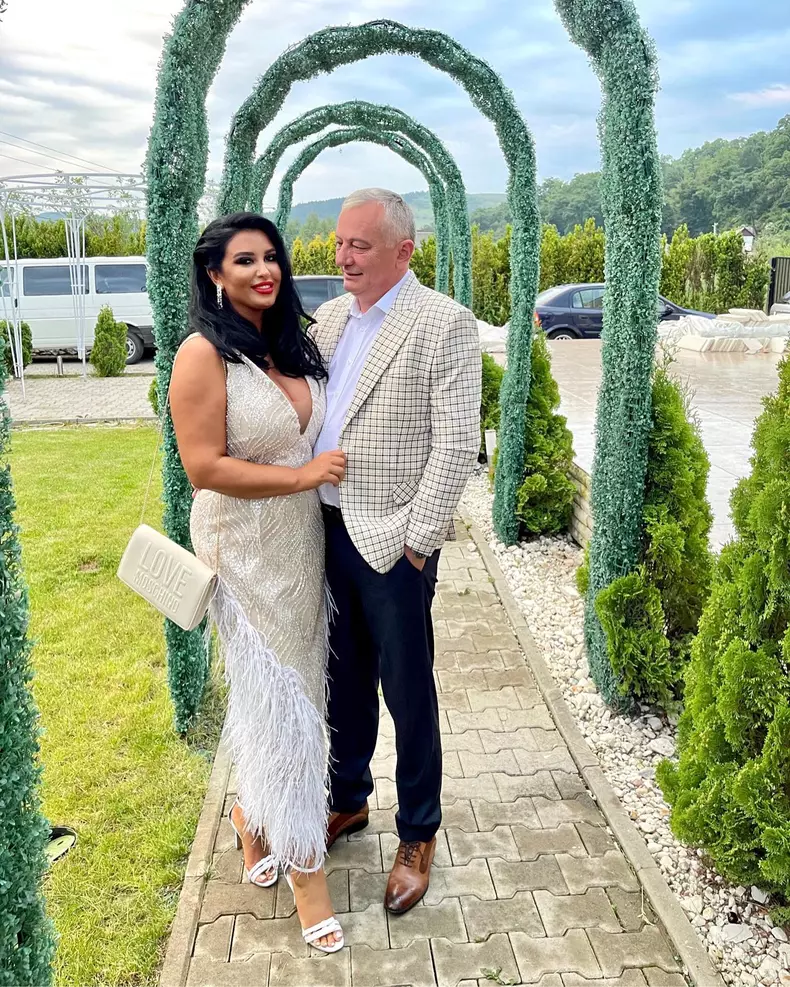 mirela banias si partenerul ei