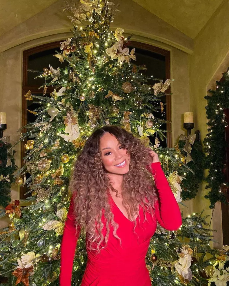 Daily Instagram Posts