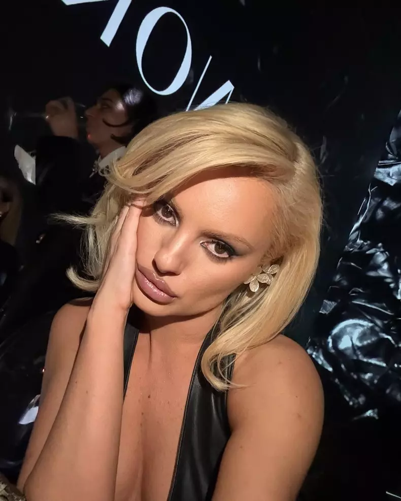 Alexandra Stan2