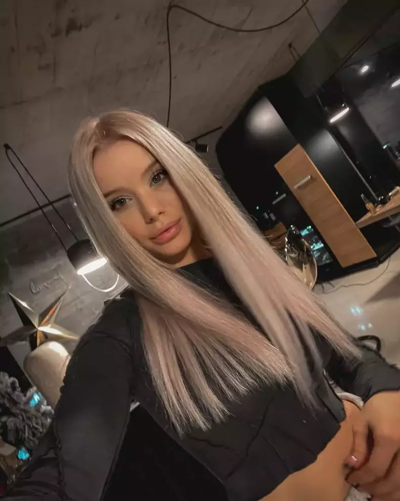 Carmen-Dancing-on-Ice-819x1024-1