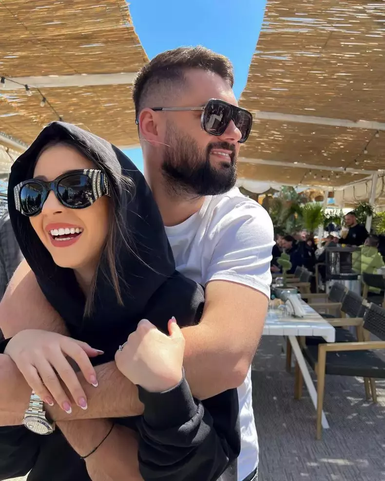 nicole-cherry-5-819x1024-1