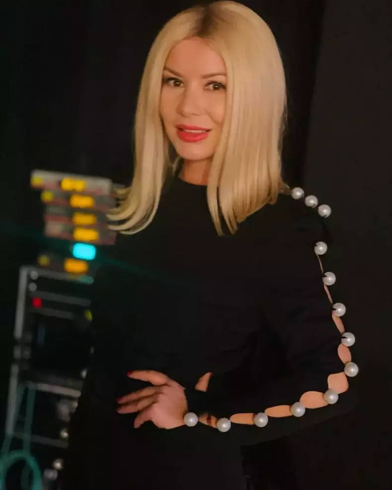 Luciana-Indre-marturisiri-emotionante-dupa-ce-a-invins-cancerul.-Cum-arata-acum-vedeta-Prima-TV-4-1-1024x1280-1