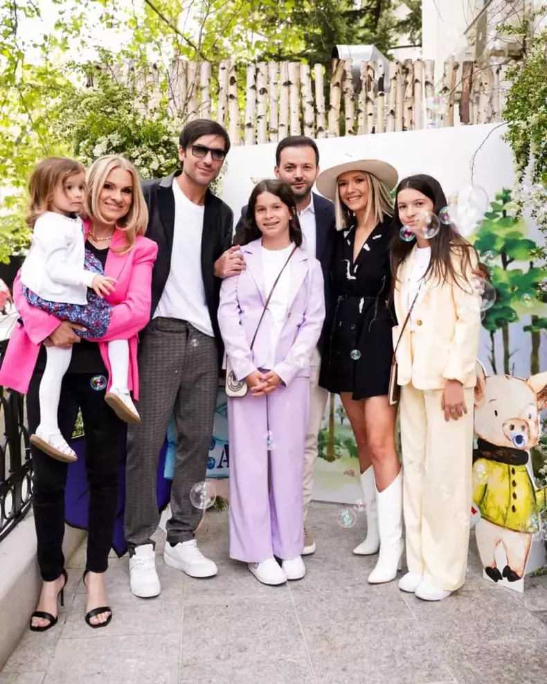 gemenele-lui-mihai-morar-6-819x1024-1