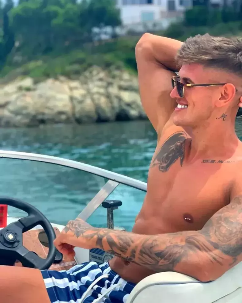 alex-delea-revine-la-survivor-1