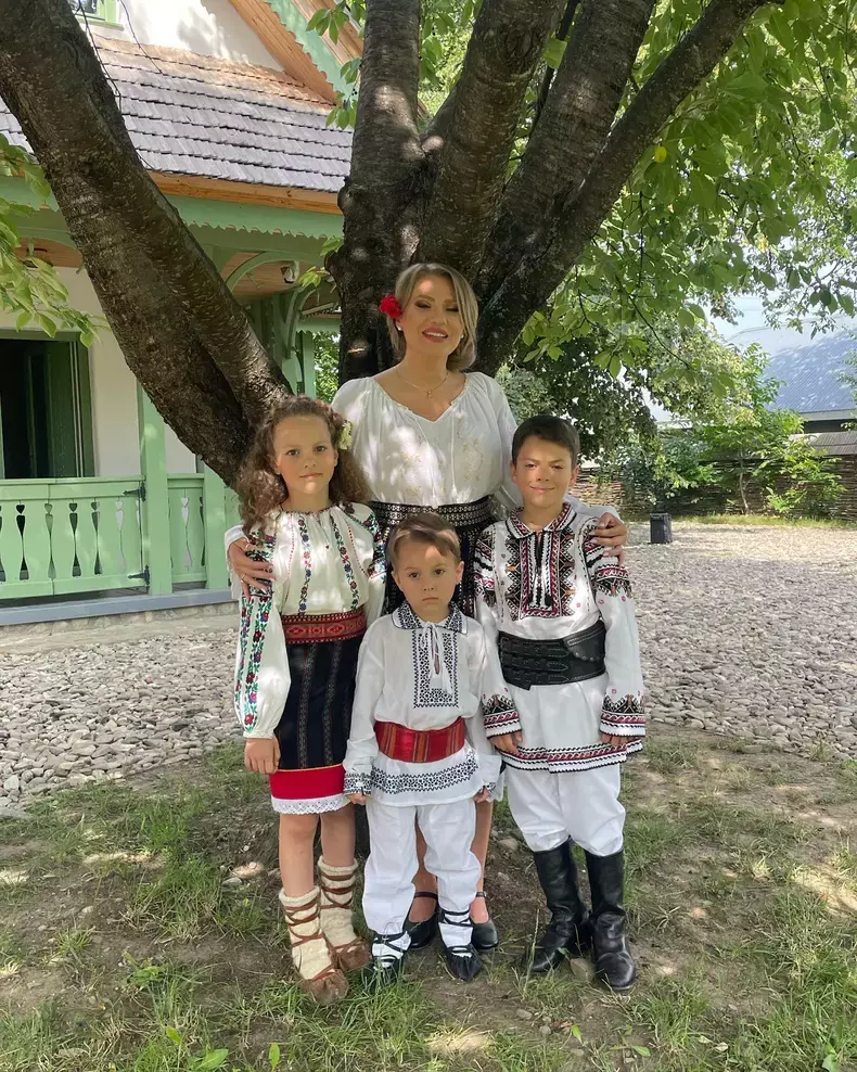 3472387648183170829856018750373473302795674n